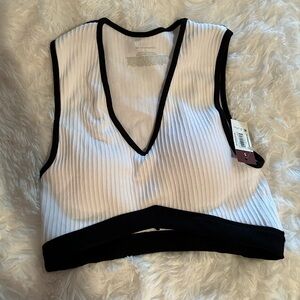 NWT White/Black Lined Cropped Tank Bra